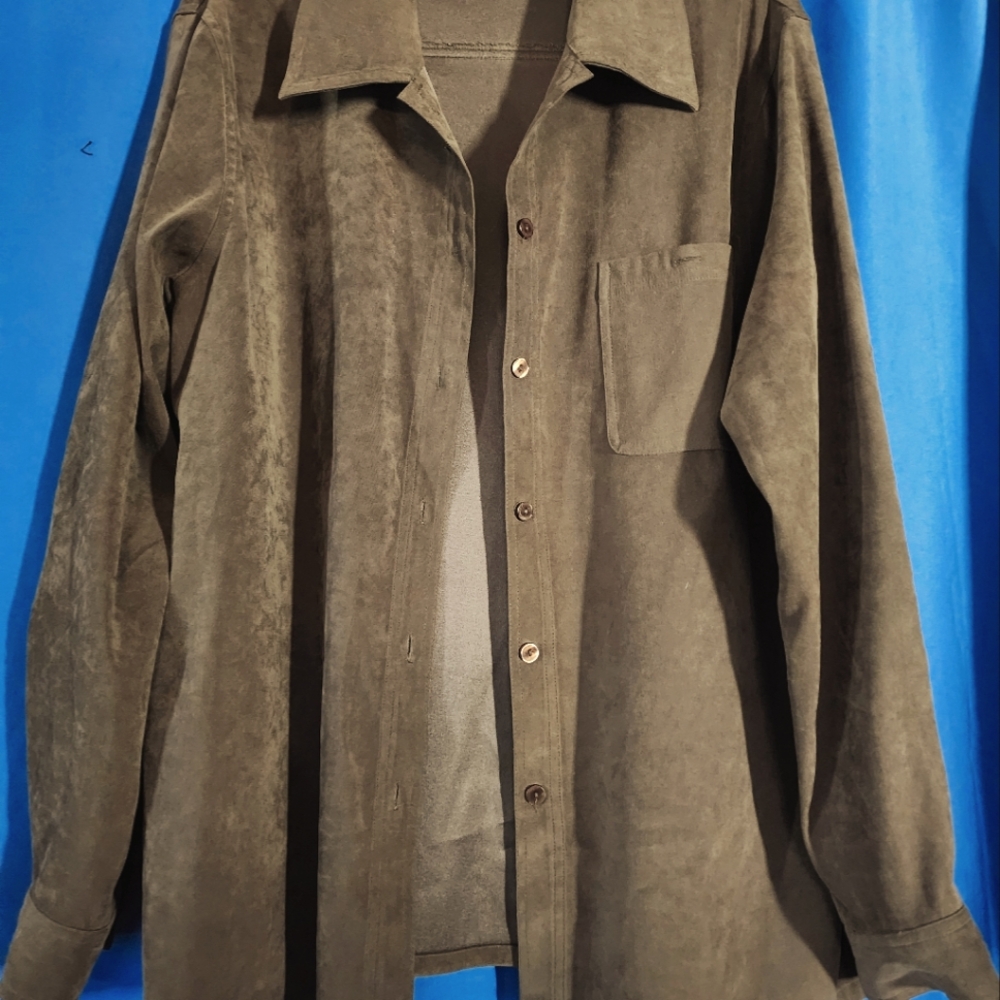 Women's collared shirt